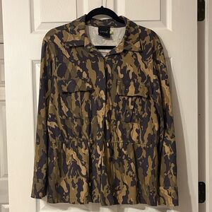 Lysse Camouflage Long Sleeve Jacket